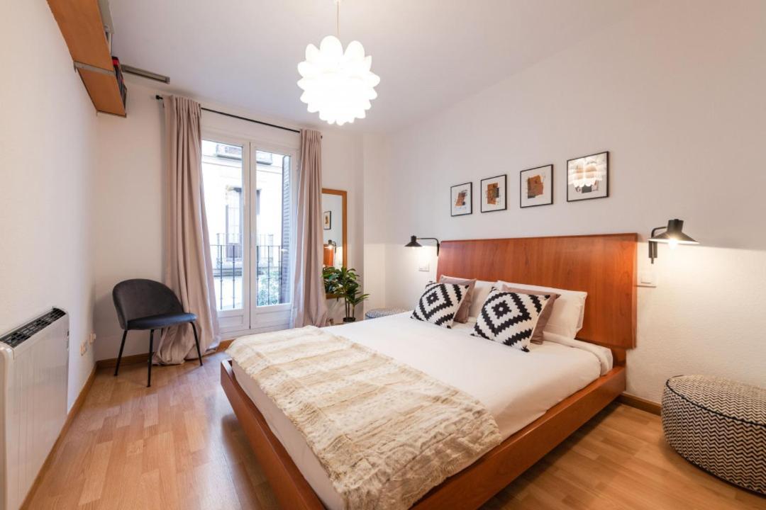 2 Bedrooms 2 Bathrooms Furnished - Malsana - With Pool - Mintystay Apartment Madrid