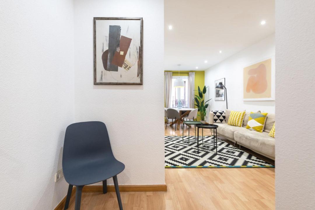 2 Bedrooms 2 Bathrooms Furnished - Malsana - With Pool - Mintystay Madrid
