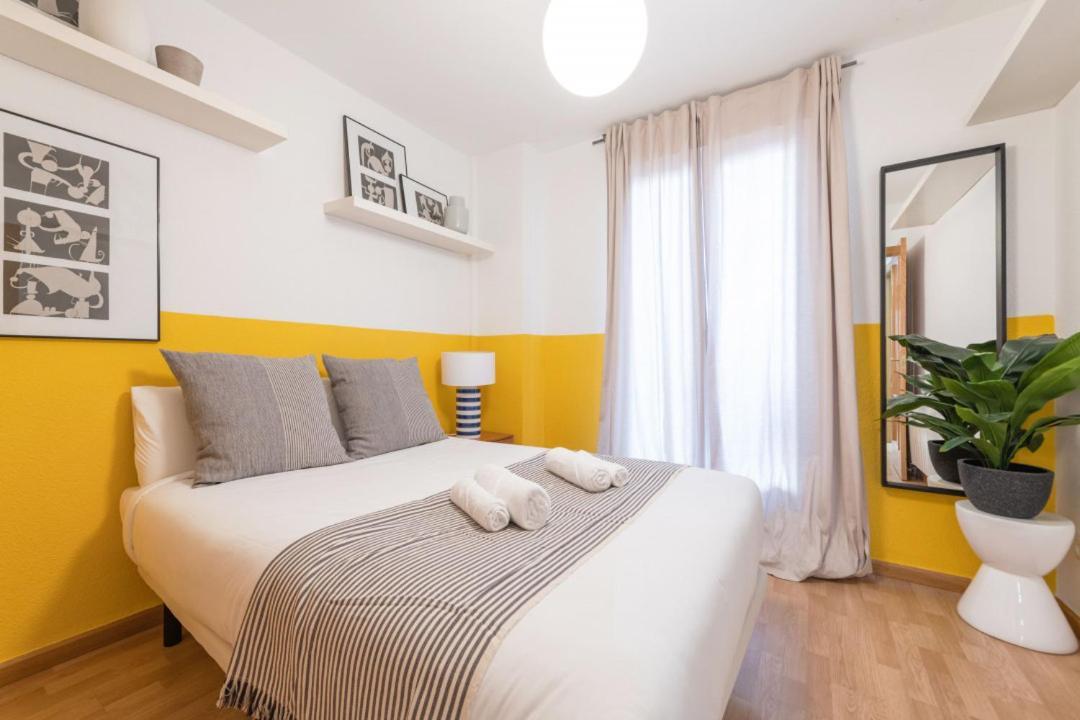 2 Bedrooms 2 Bathrooms Furnished - Malasana Appartamento Madrid